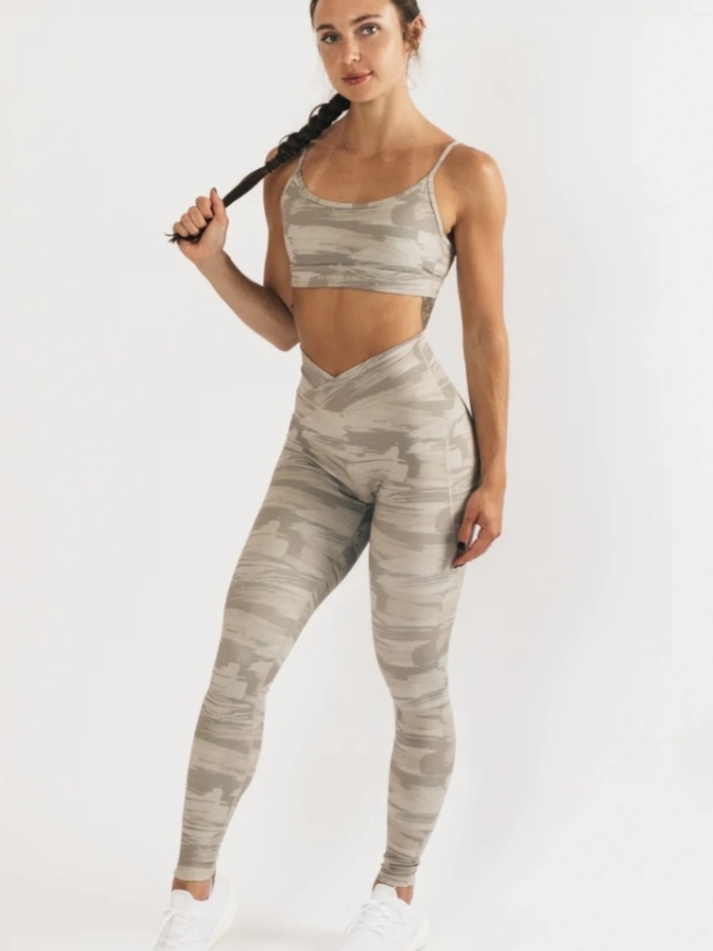 Alphalete SURFACE POWER LEGGING in Dessert Canvas Camo